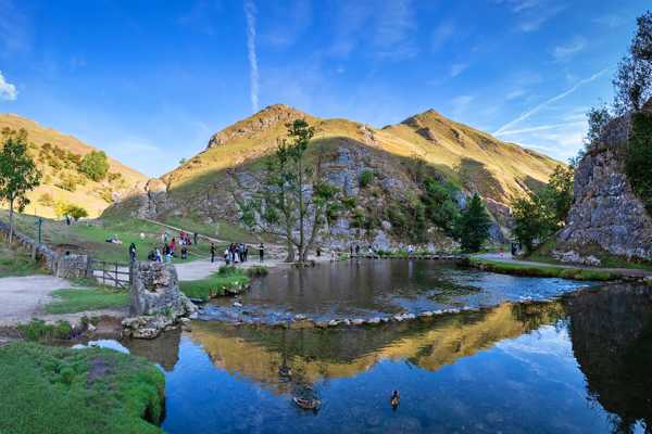 10 Best Things to Do in the Peak District