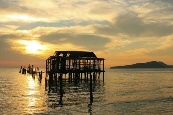 Sunrise Restaurant and Massage Koh Rong