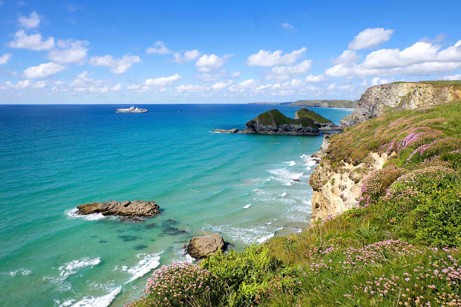 Whipsiderry Beach