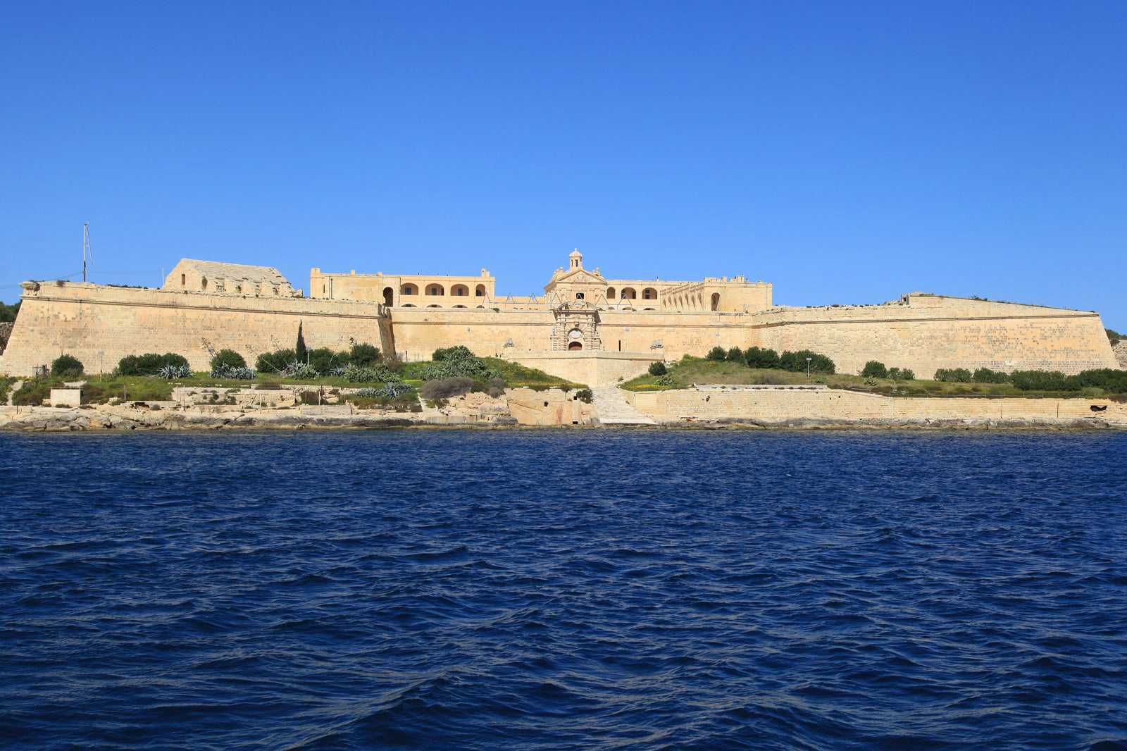 Fort Manoel