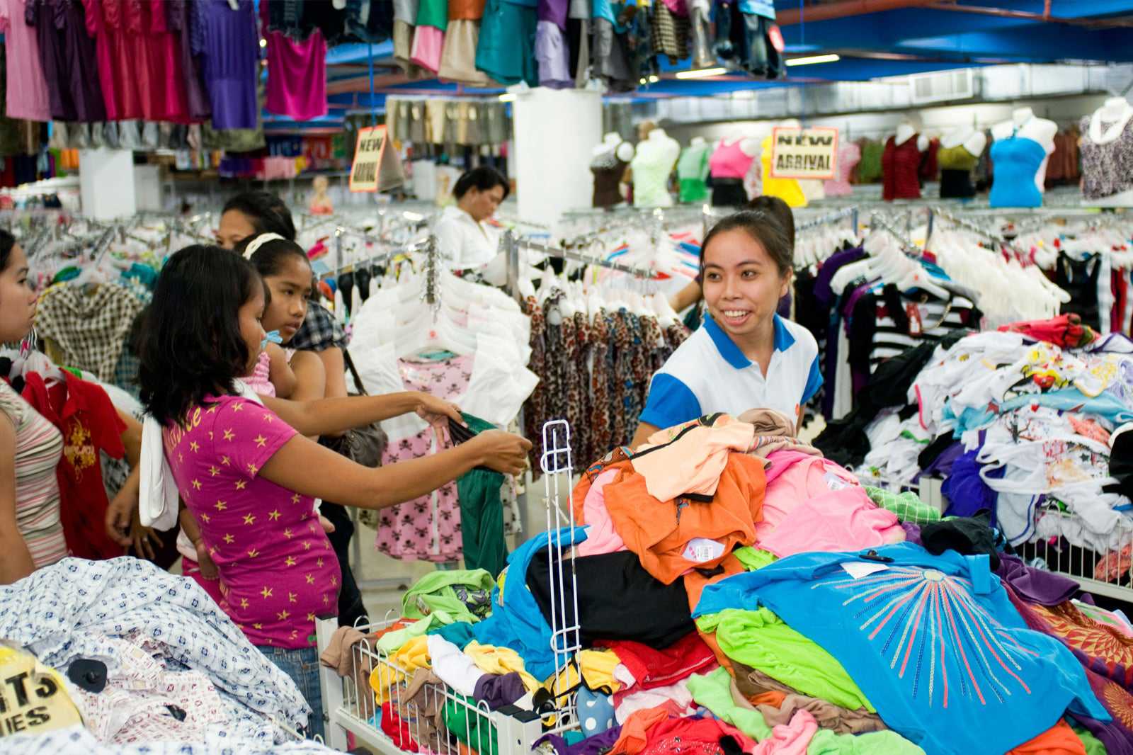 4 Best Places to Go Shopping on Mactan Island