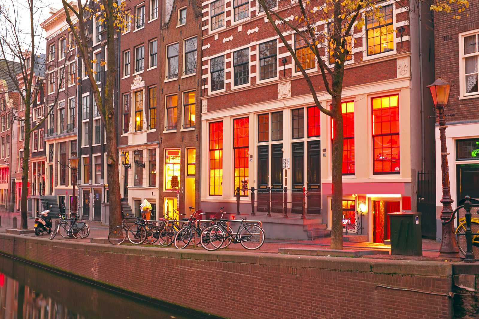 Taking pictures in De Wallen