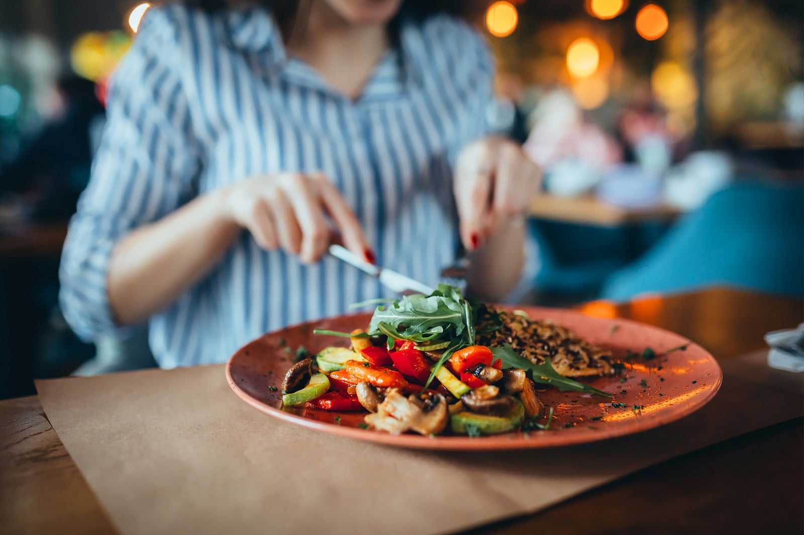 10 Places Where Locals Love to Eat in Niagara Falls