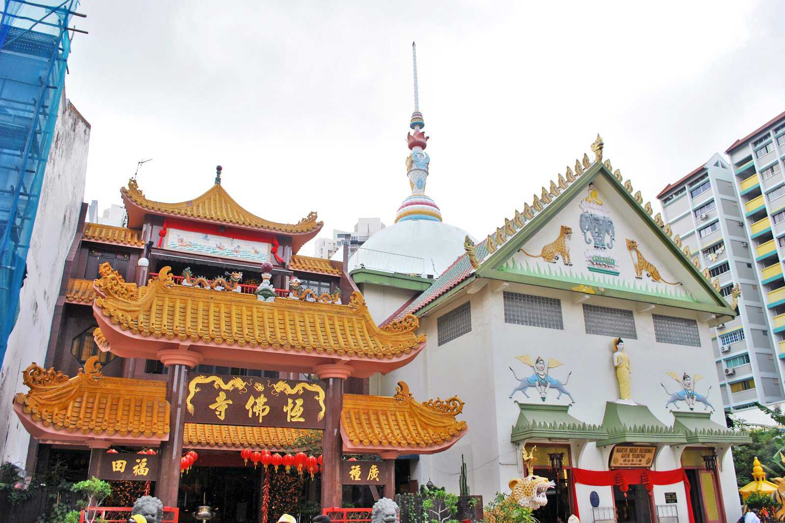 Temple of 1,000 Lights (Sakyamuni Buddha Gaya Temple)