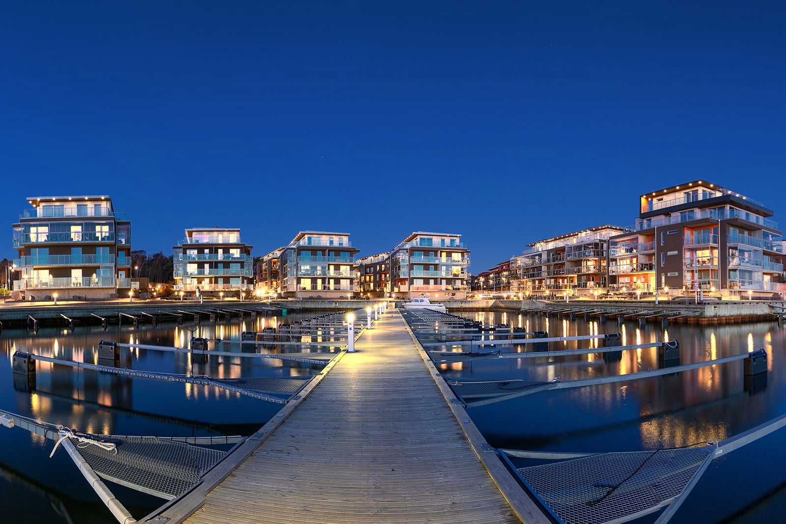 10 Best Things to Do After Dinner in Gothenburg