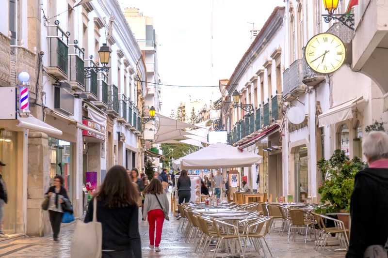 5 Best Places to Go Shopping in Faro