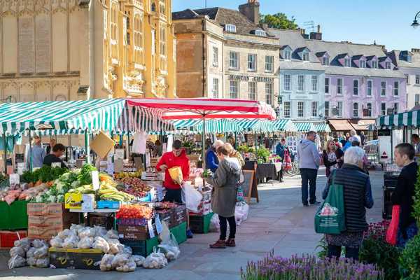 10 Best Markets in the Cotswolds