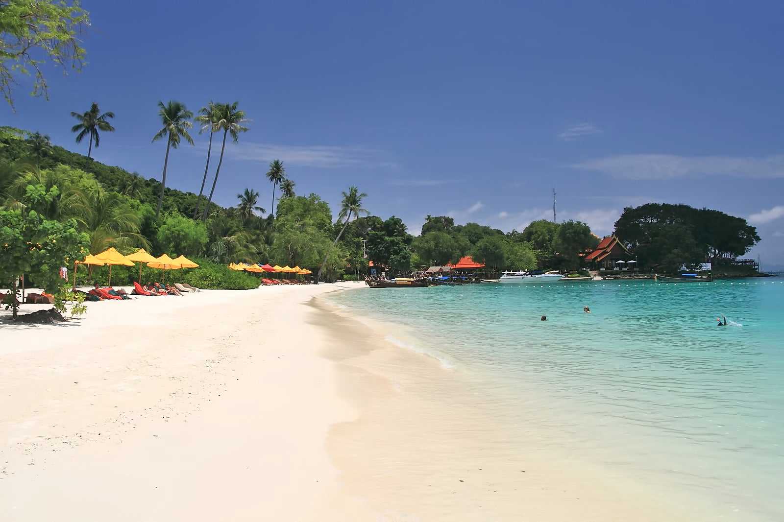 Laem Thong (Golden Bay)