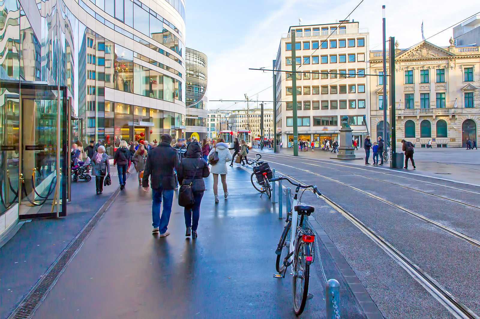 10 Best Places to Go Shopping in Dusseldorf