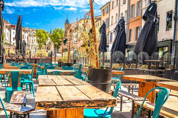 10 Places Where Locals Love to Eat in Marseille