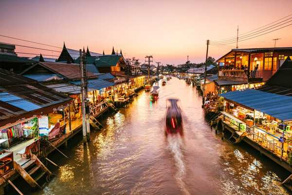 Amphawa Floating Market