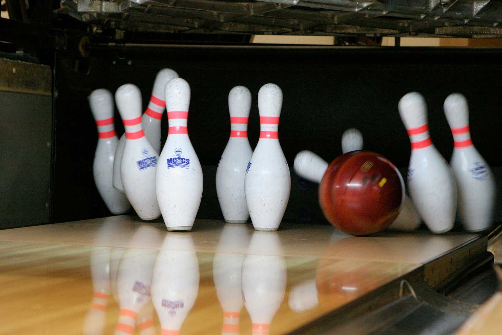 Hot Shot Bowling