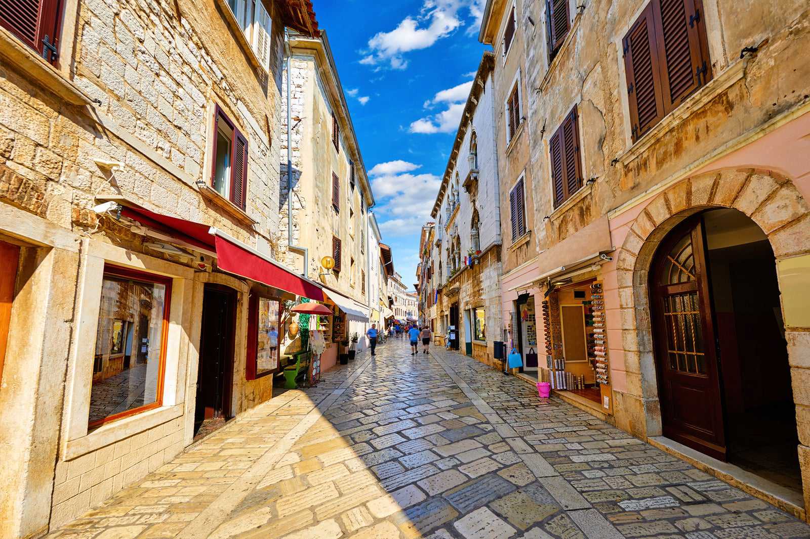 5 Shopping Experiences in Porec