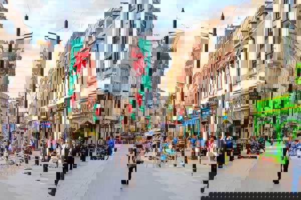 10 Best Places to Go Shopping in Cardiff