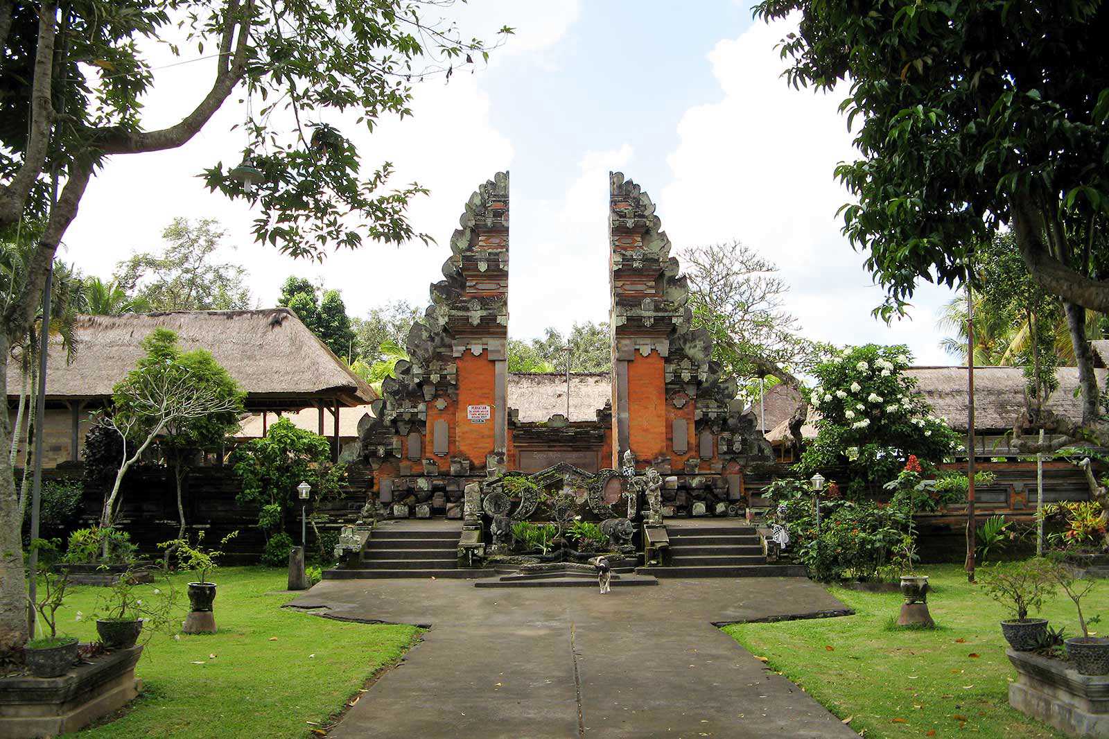 プラ プナタラン サシ寺院
