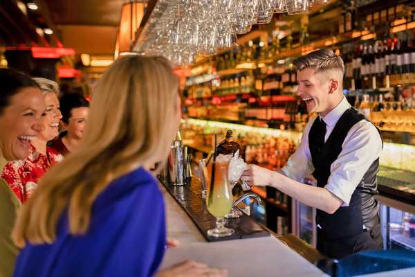 10 Best Bars, Live Music, and Nightclubs in Blackpool