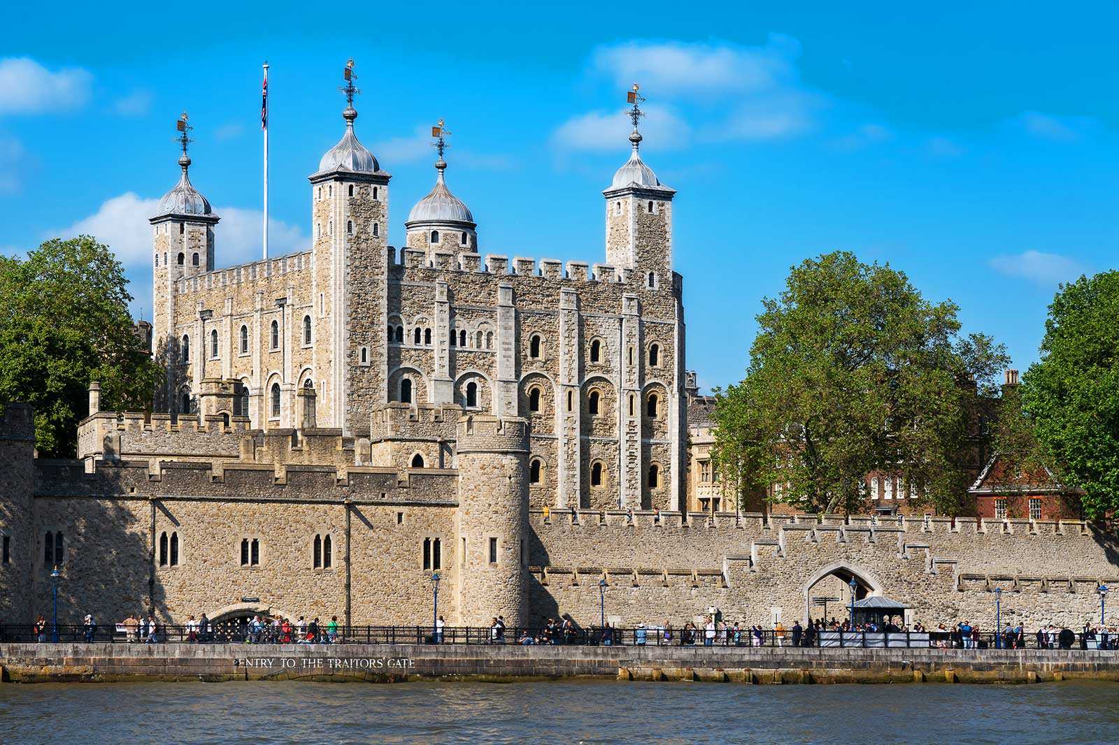 The Thames Path (Tower of London to Battersea Park)