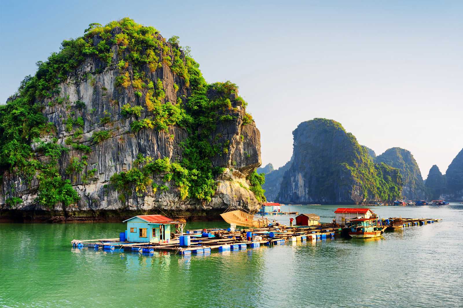 Ha Long Bay floating villages and fish farms