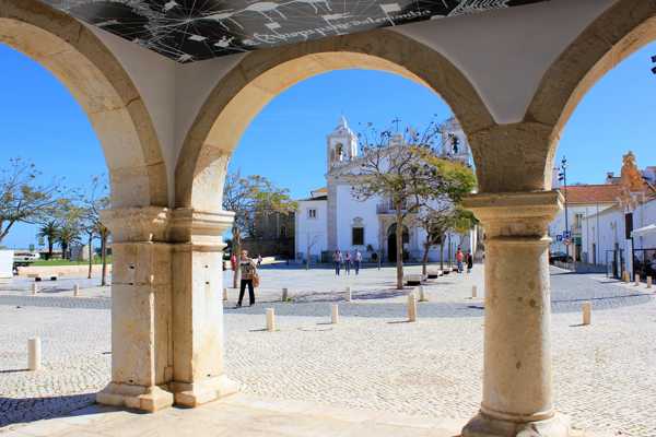 11 Romantic Ideas for a Honeymoon in Lagos