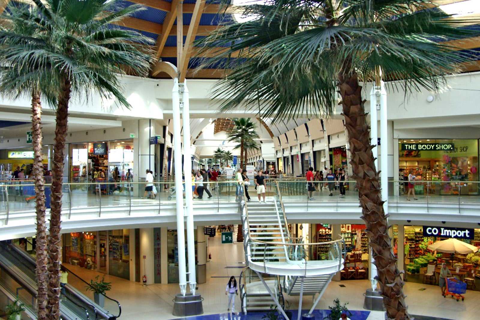 Le Befane Shopping Centre