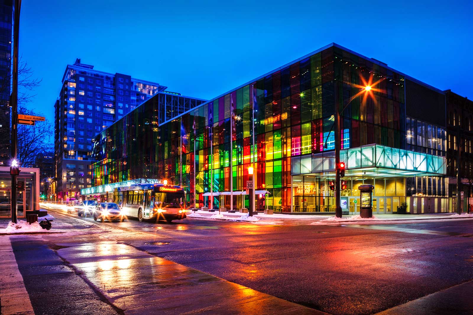 10 Best Bars And Clubs In Montreal Where To Party At Night In 
