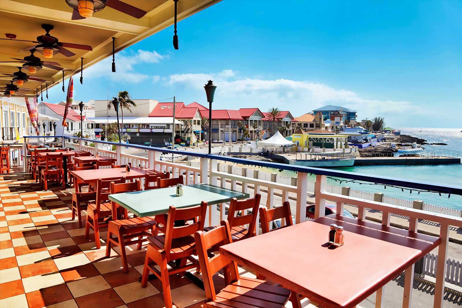 10 Great Restaurants in the Cayman Islands