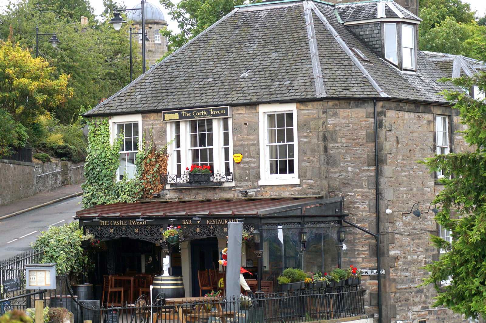 Castle Tavern