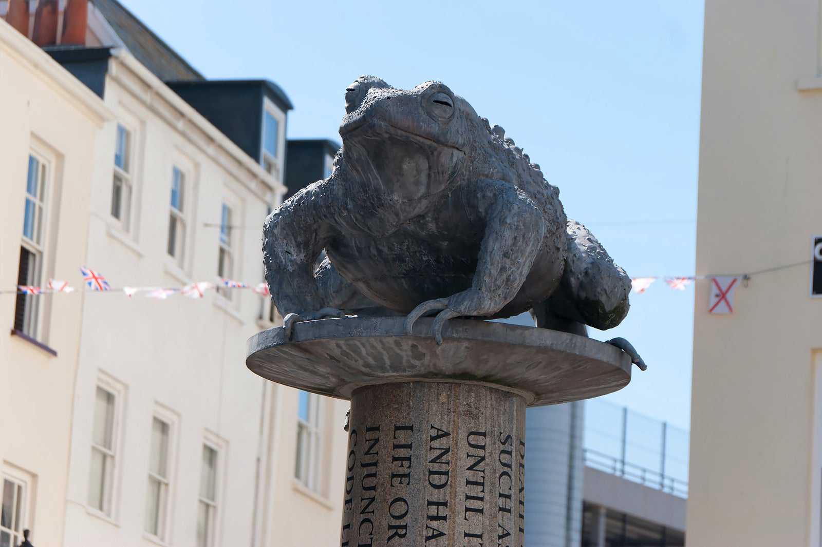 Jersey toad statue