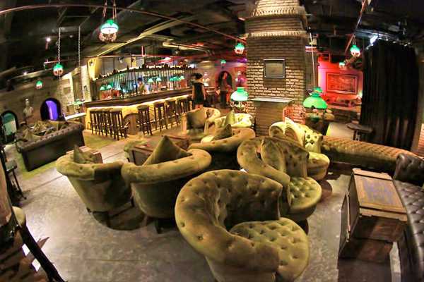 Maggie Choo's Bar in Bangkok