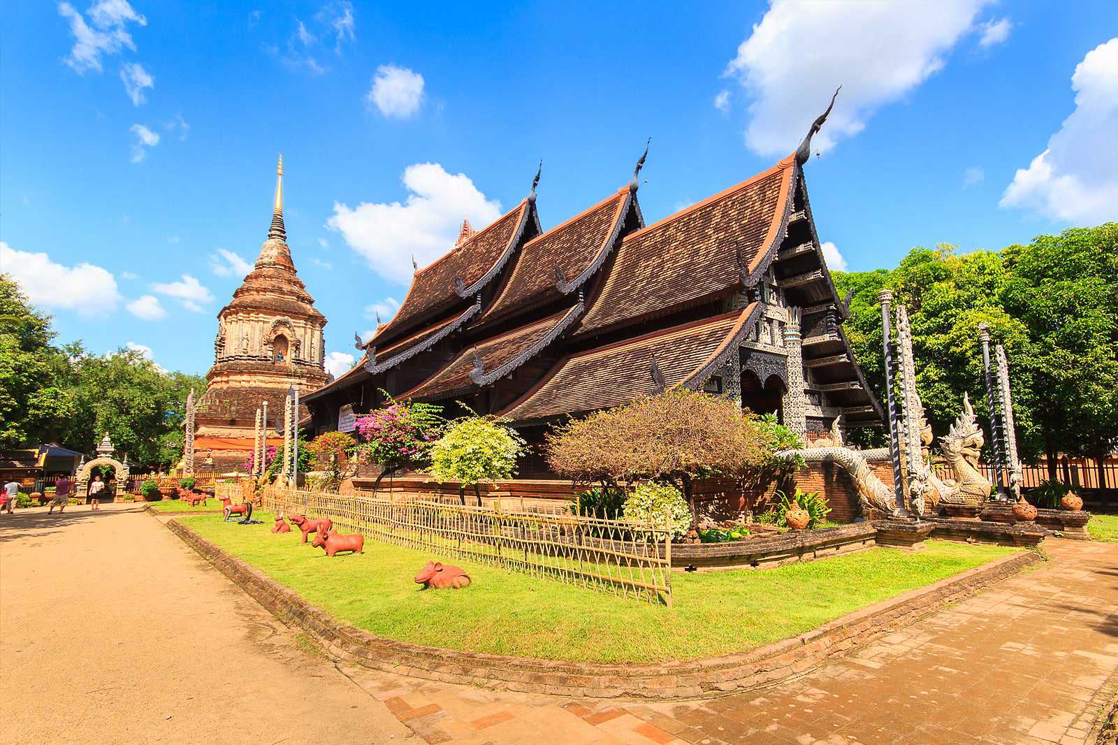 Wat Lok Moli
