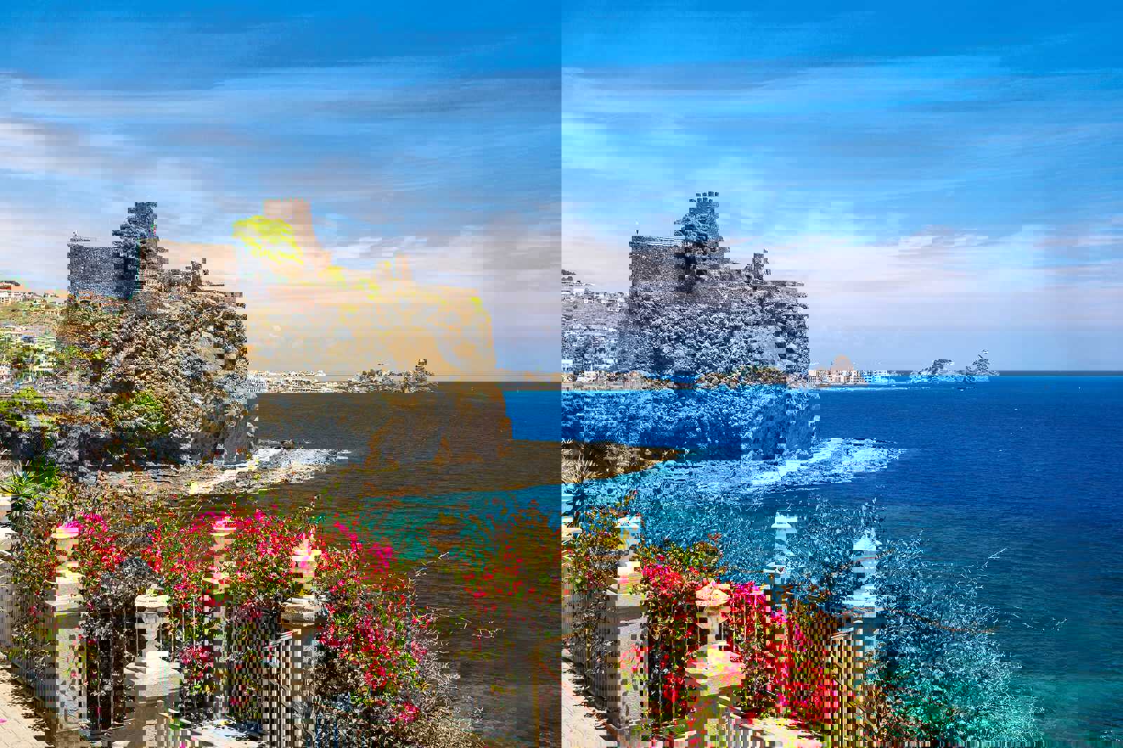 Aci Castello
