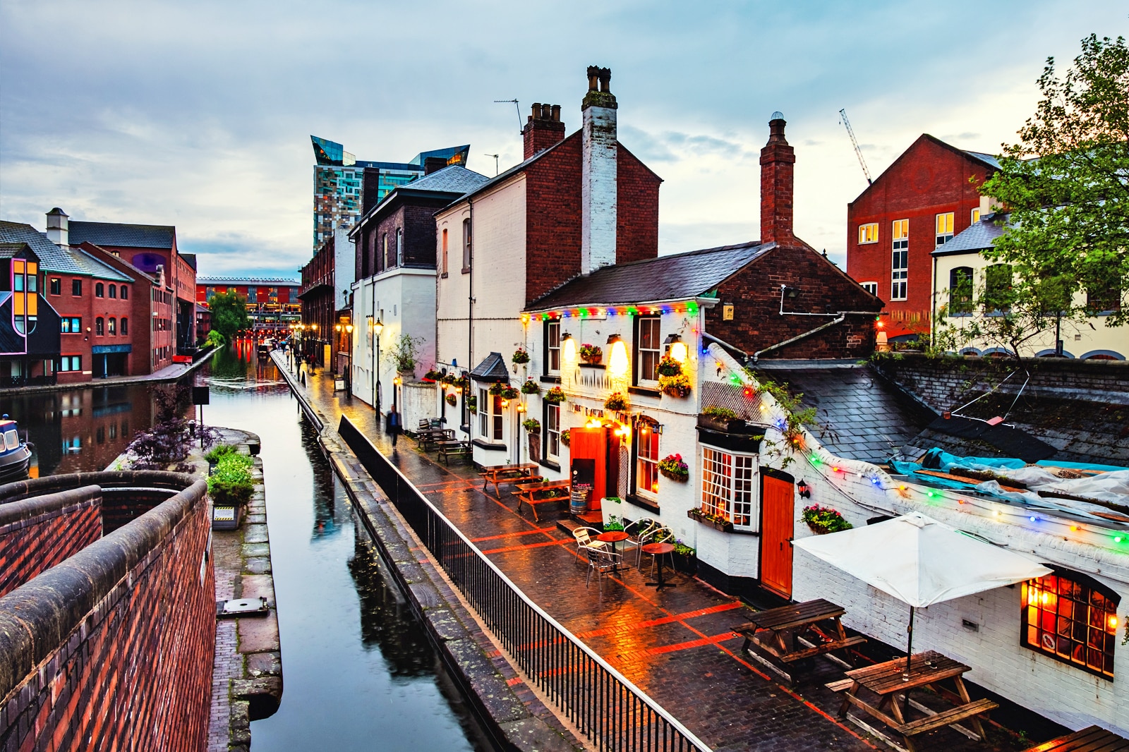 10 Places Where Locals Love To Eat In Birmingham Where To Find 10 Places Where Locals Love To Eat In Birmingham Where To Find