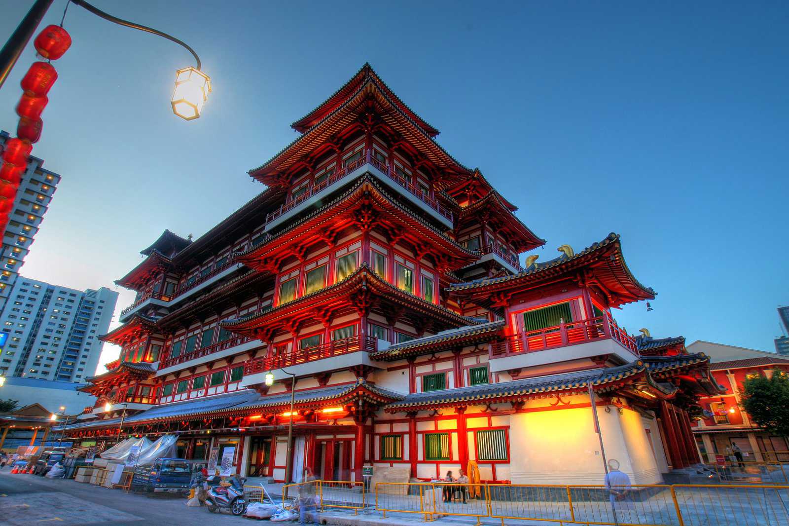 Buddha Tooth Relic Temple