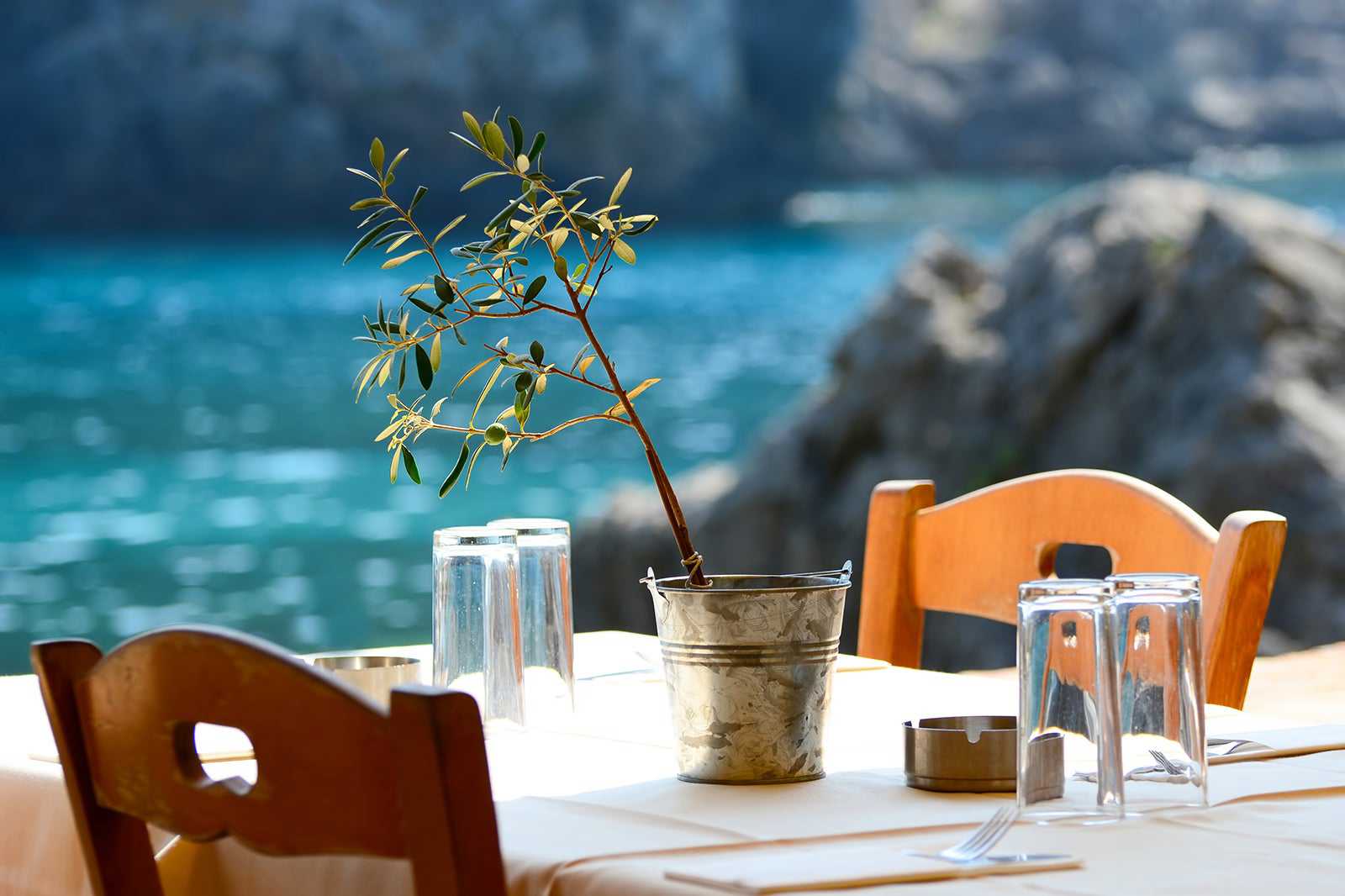 Romantic dinner in Lindos
