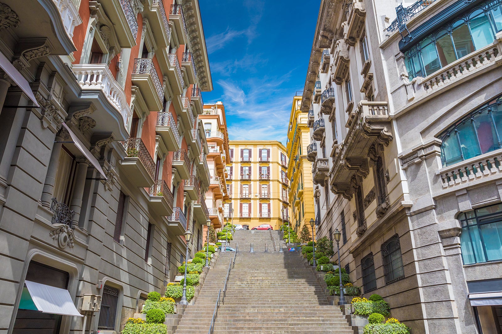 10 Ways to Save Money in Naples - How to Spend Less While in Naples ...