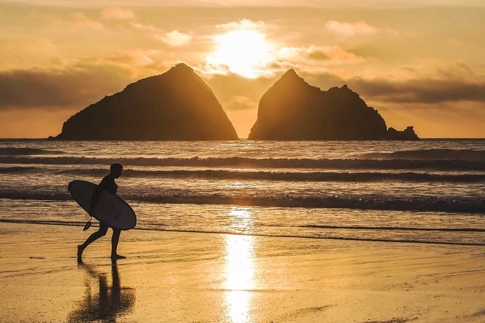Holywell Bay