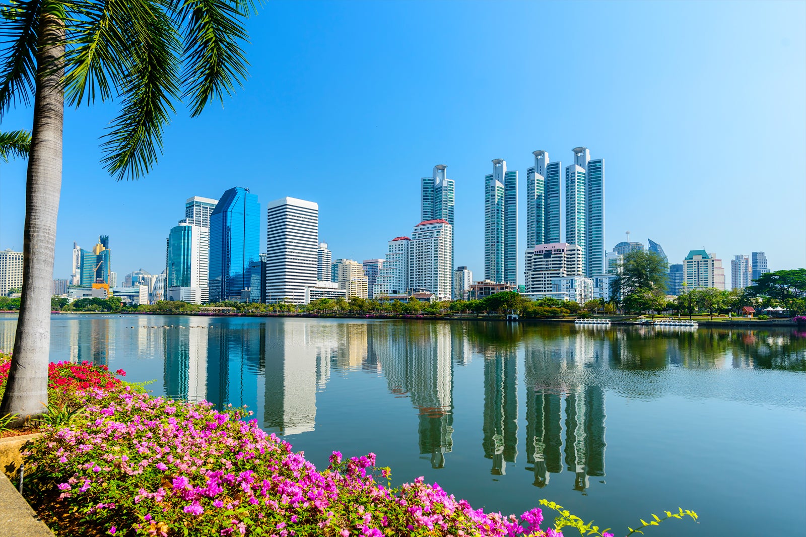 Sukhumvit Go Guides Sukhumvit Go Guides