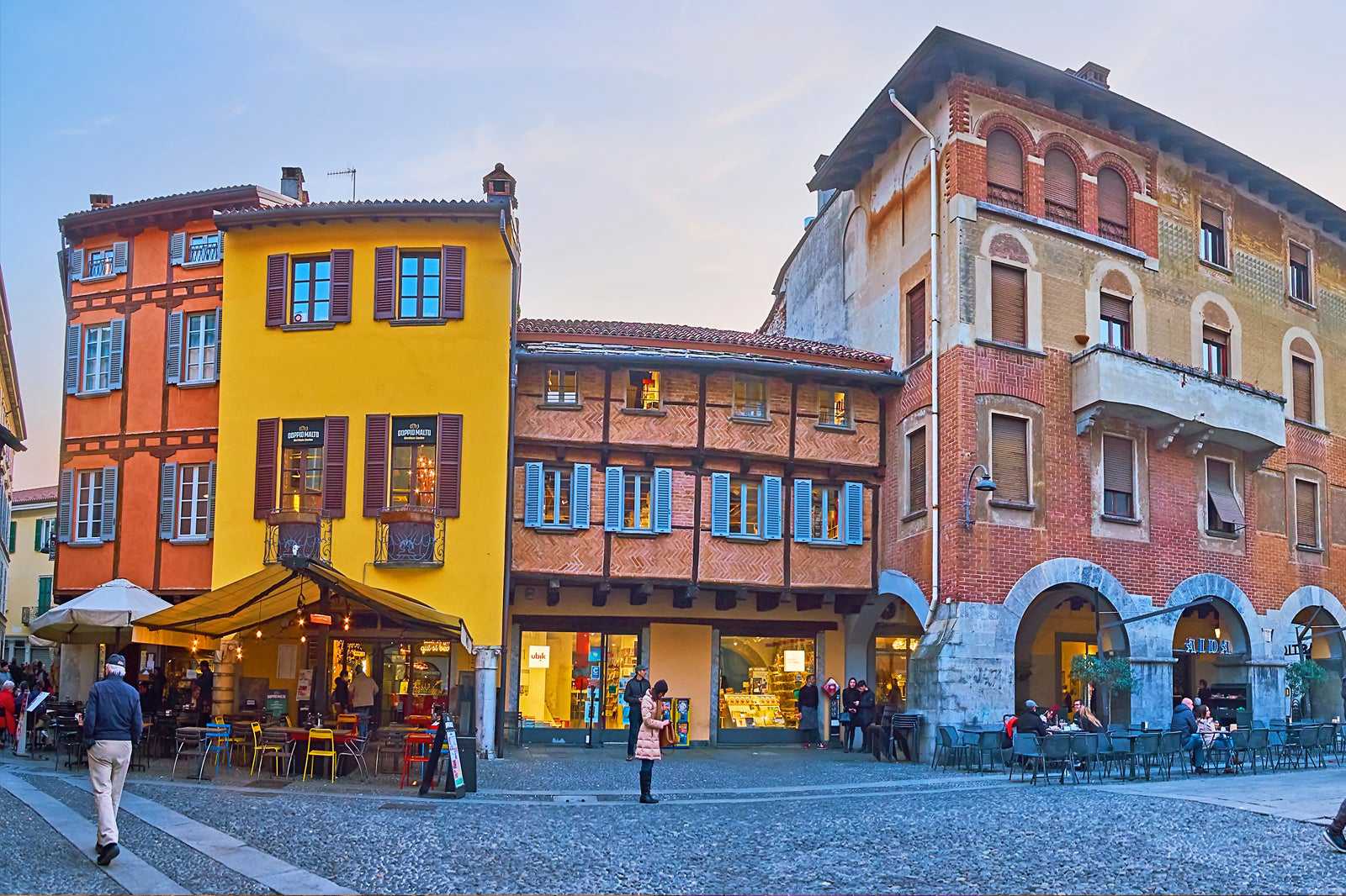 Piazza San Fedele