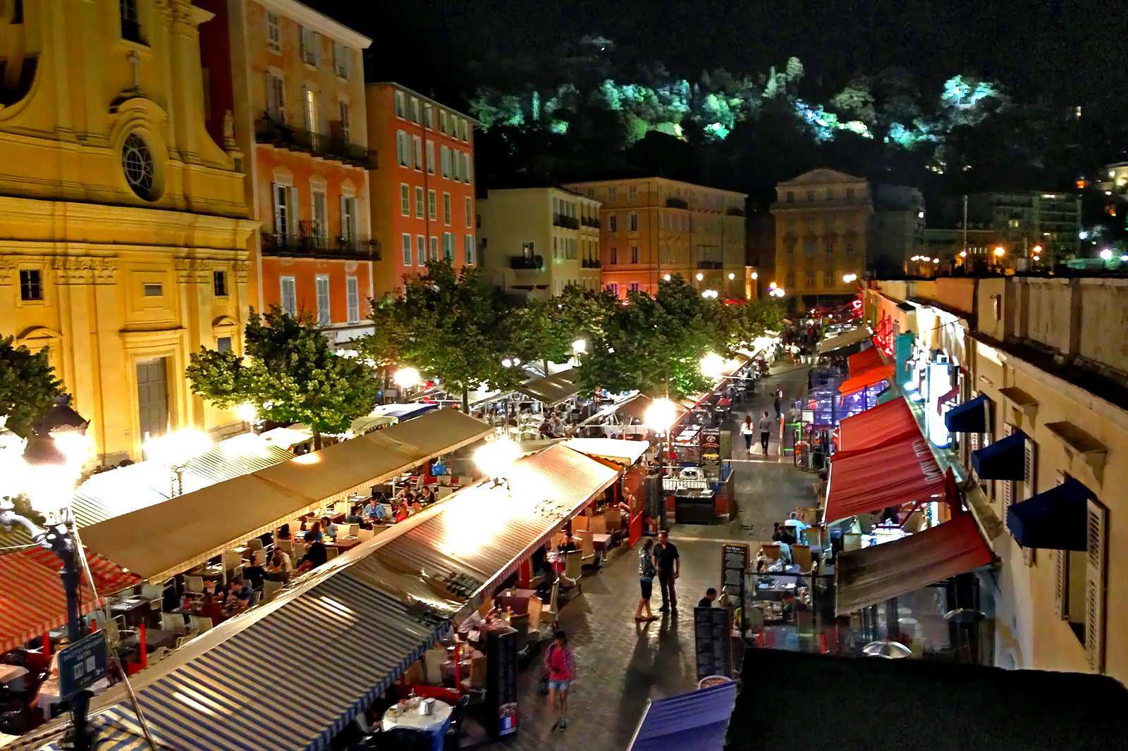Marche Artisanal Nocturne