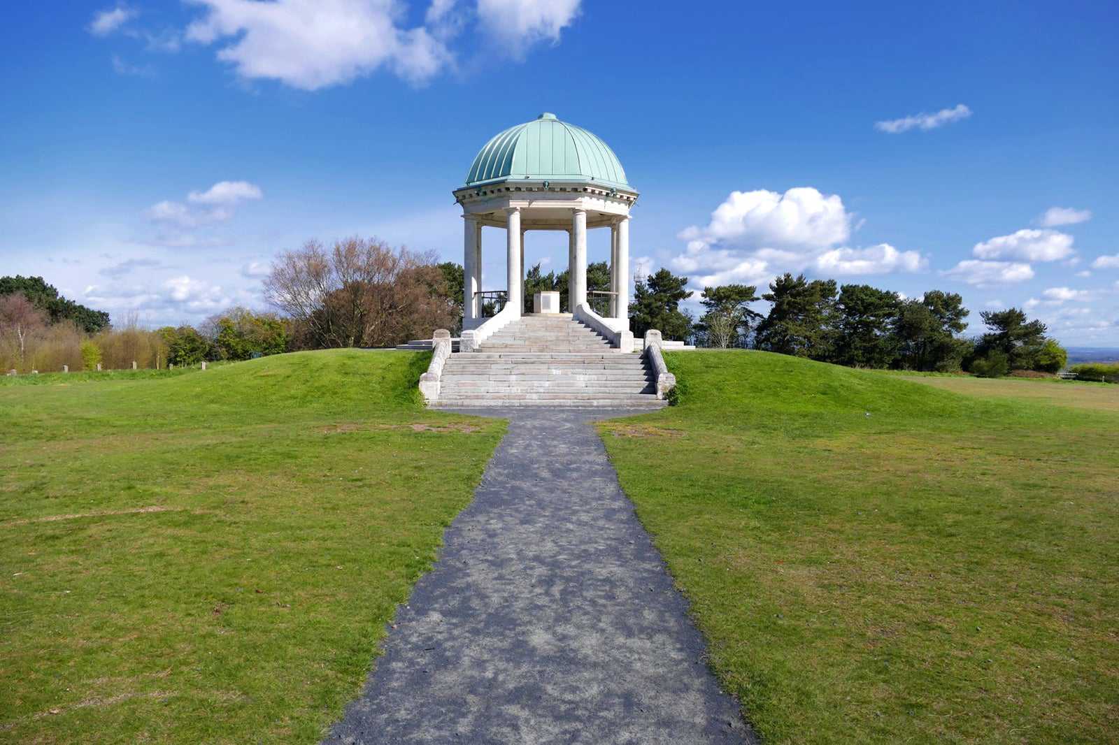 Barr Beacon