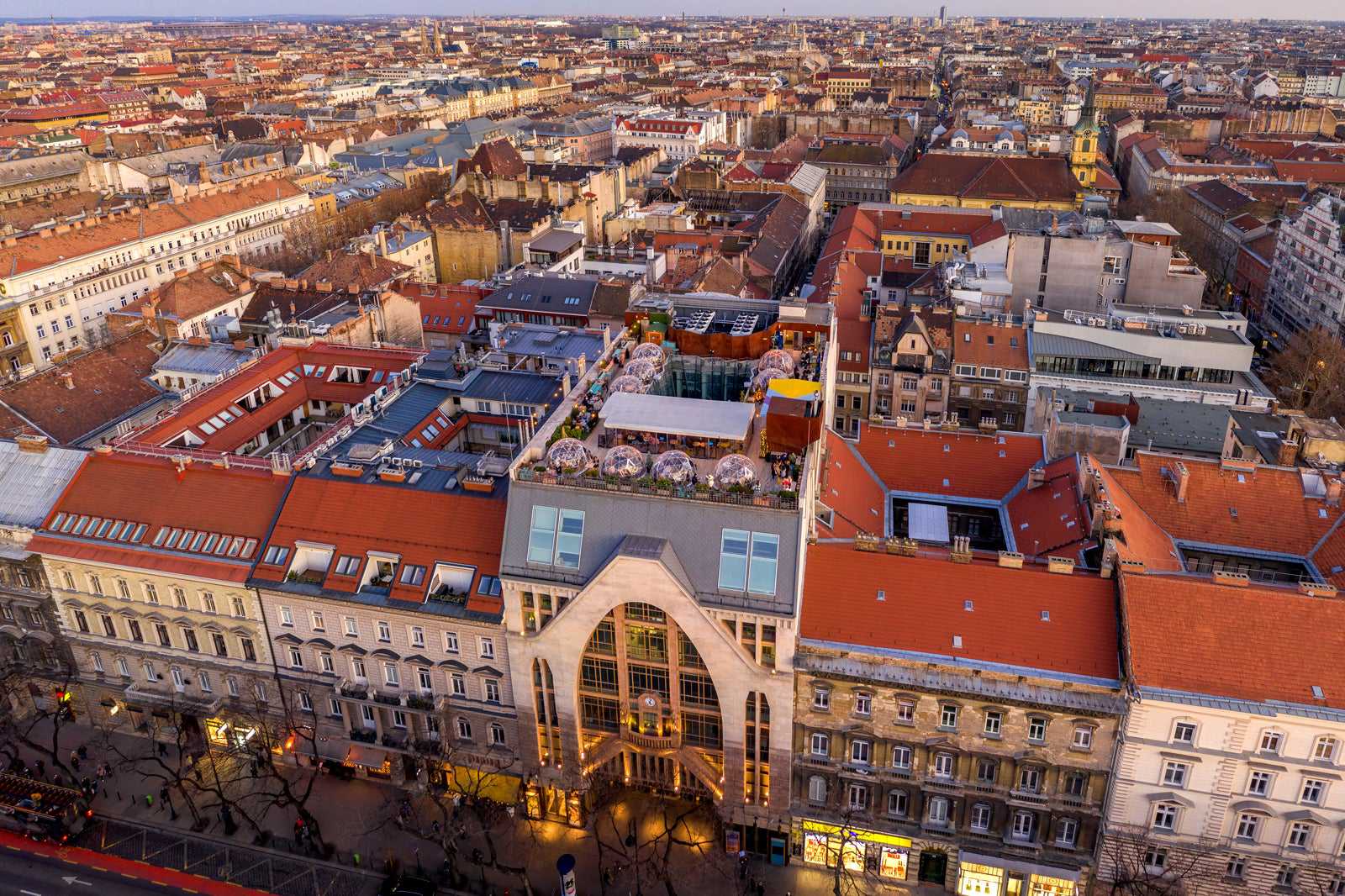 10 Best Rooftop Bars in Budapest