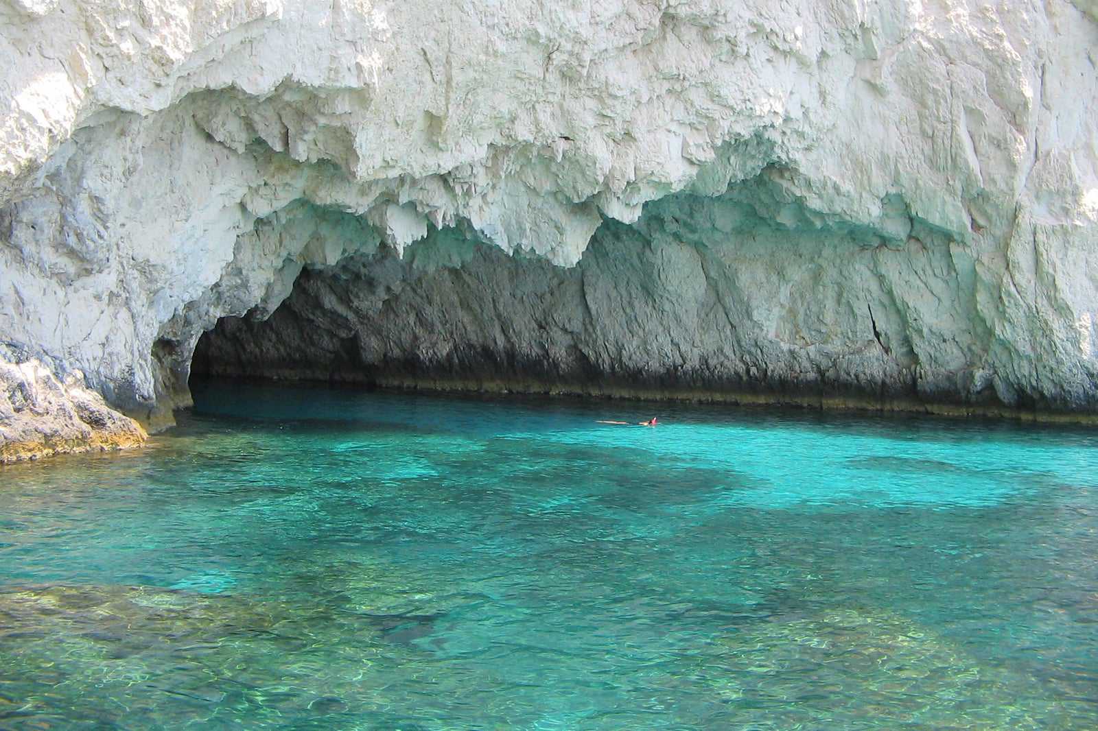 Keri Caves