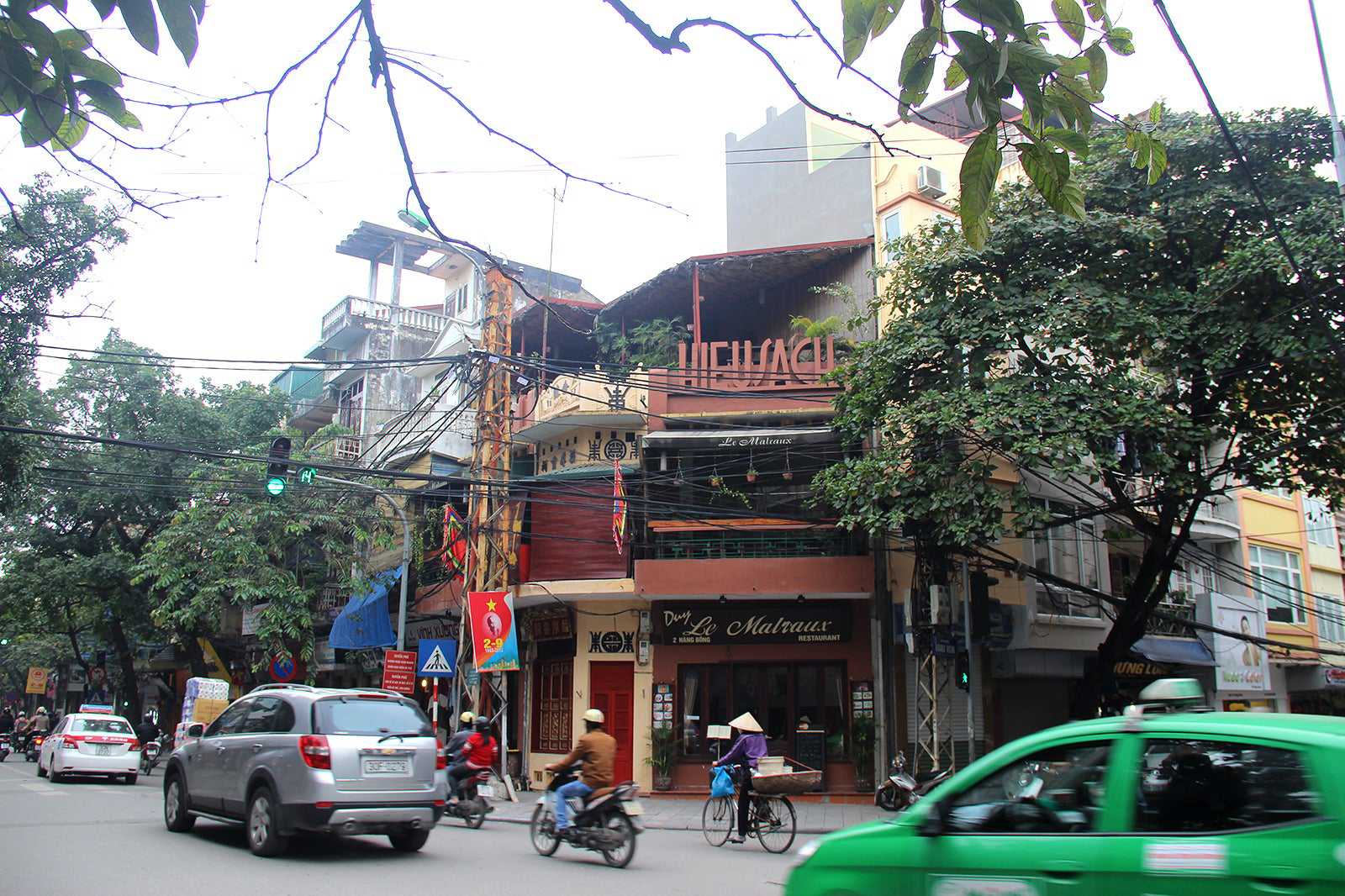 Hang Gai Street (Silk Street)