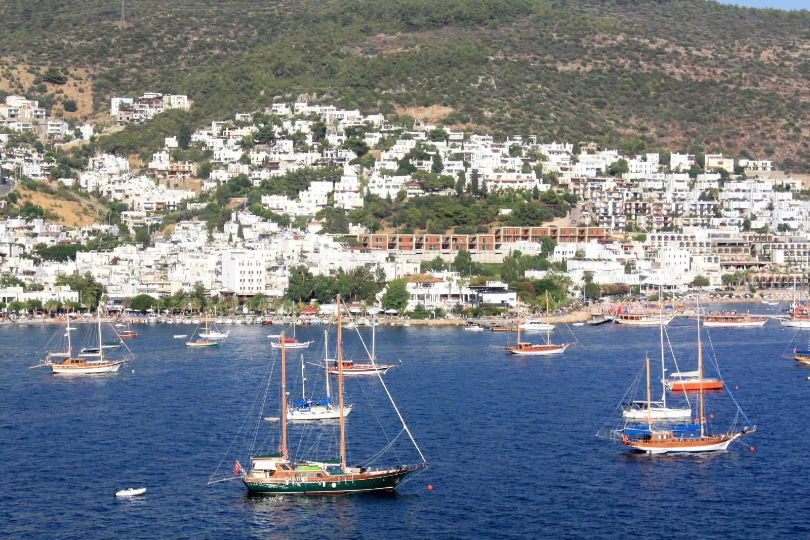 A boat day trip around Bodrum Peninsula