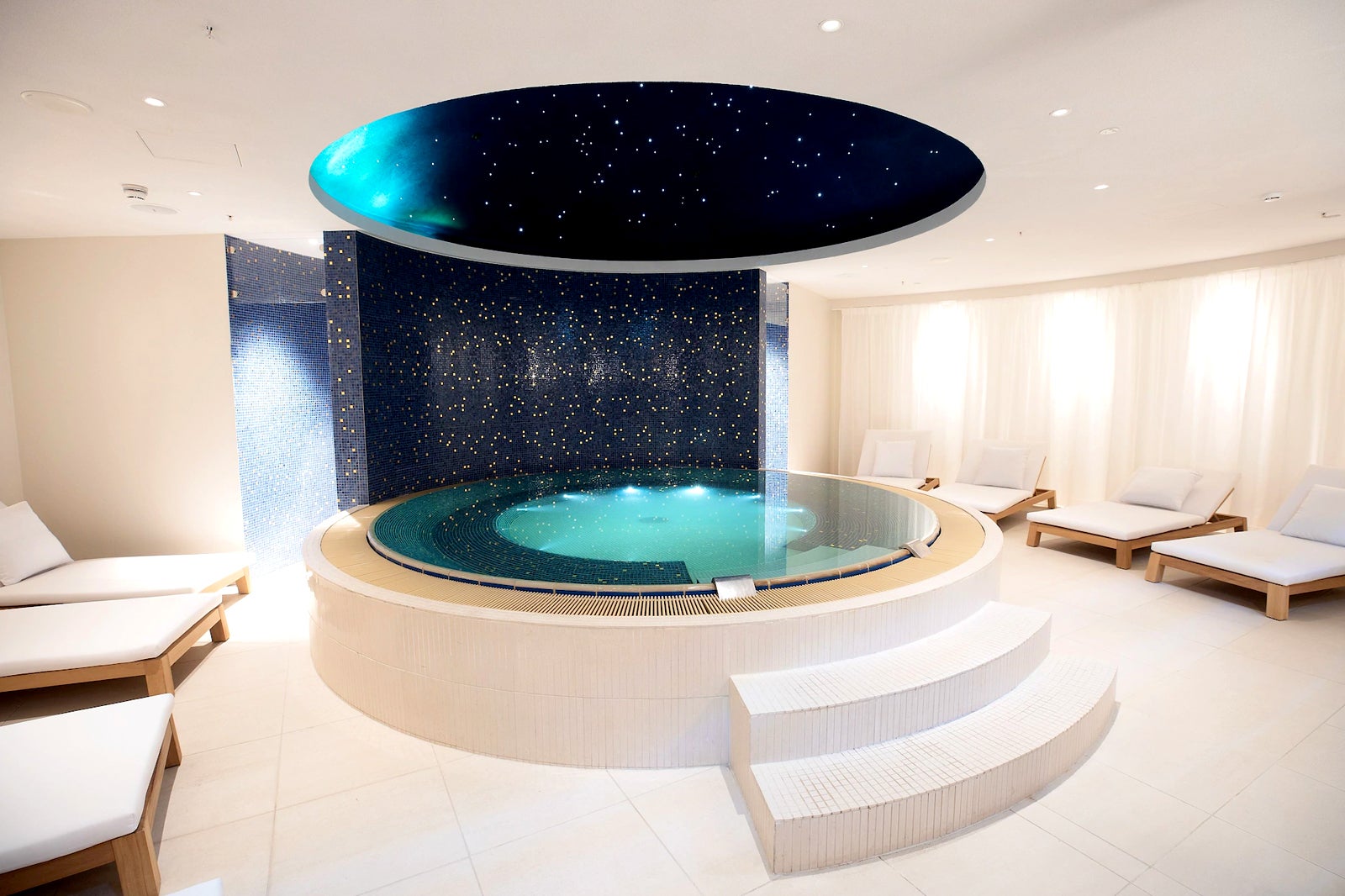 10-romantic-ideas-for-a-honeymoon-in-trondheim-what-can-couples-do-in