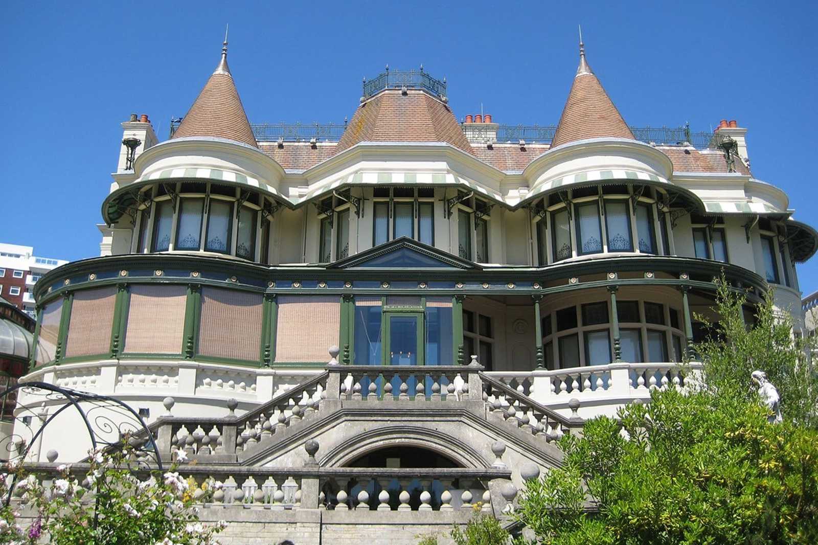 Russell Cotes Art Gallery & Museum