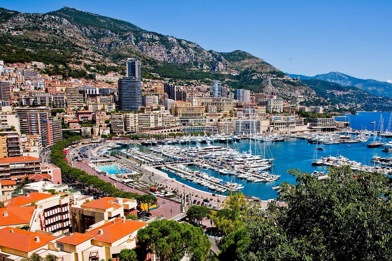 Avoid visiting Monte Carlo during the peak season