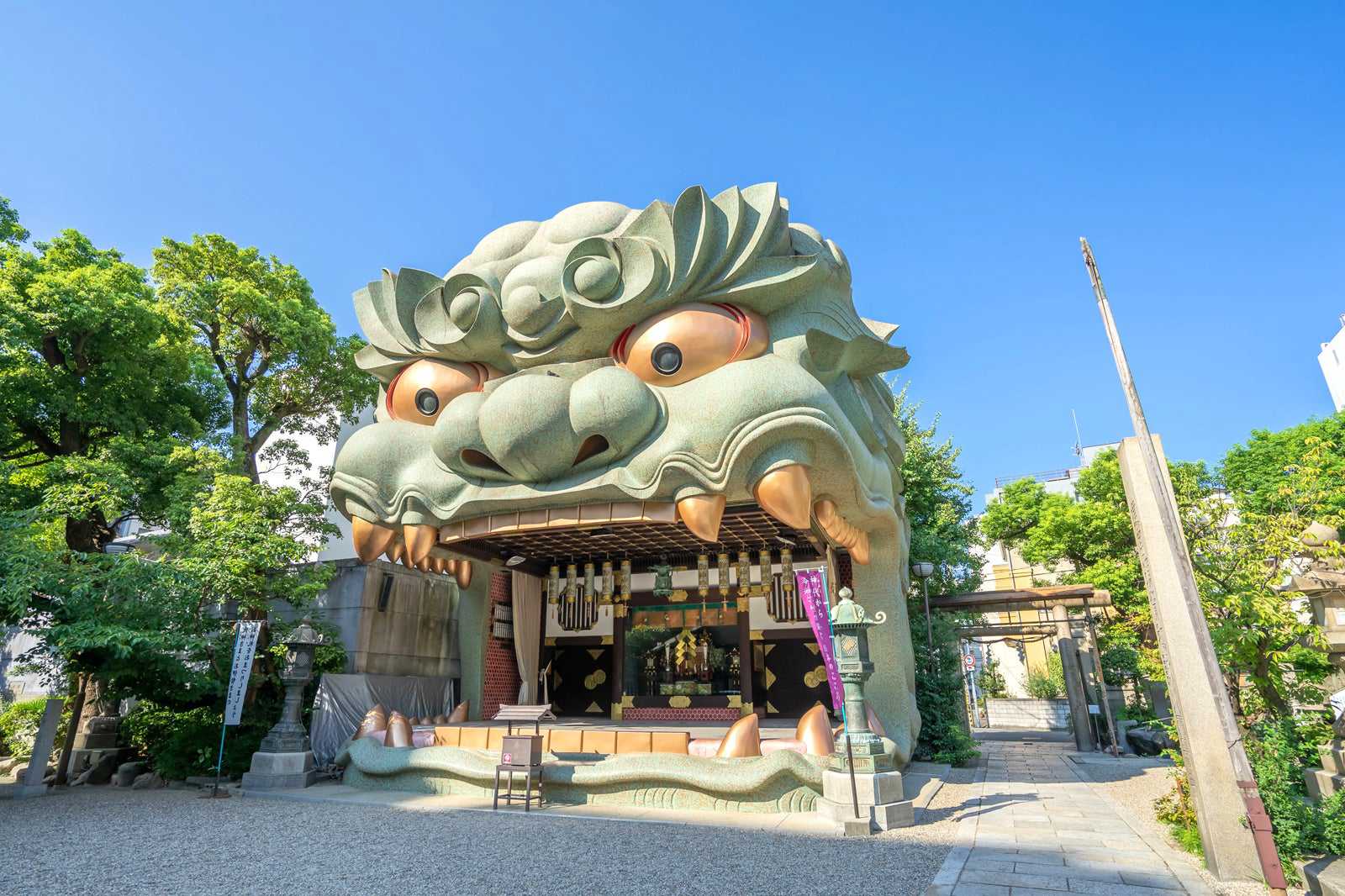难波八坂神社