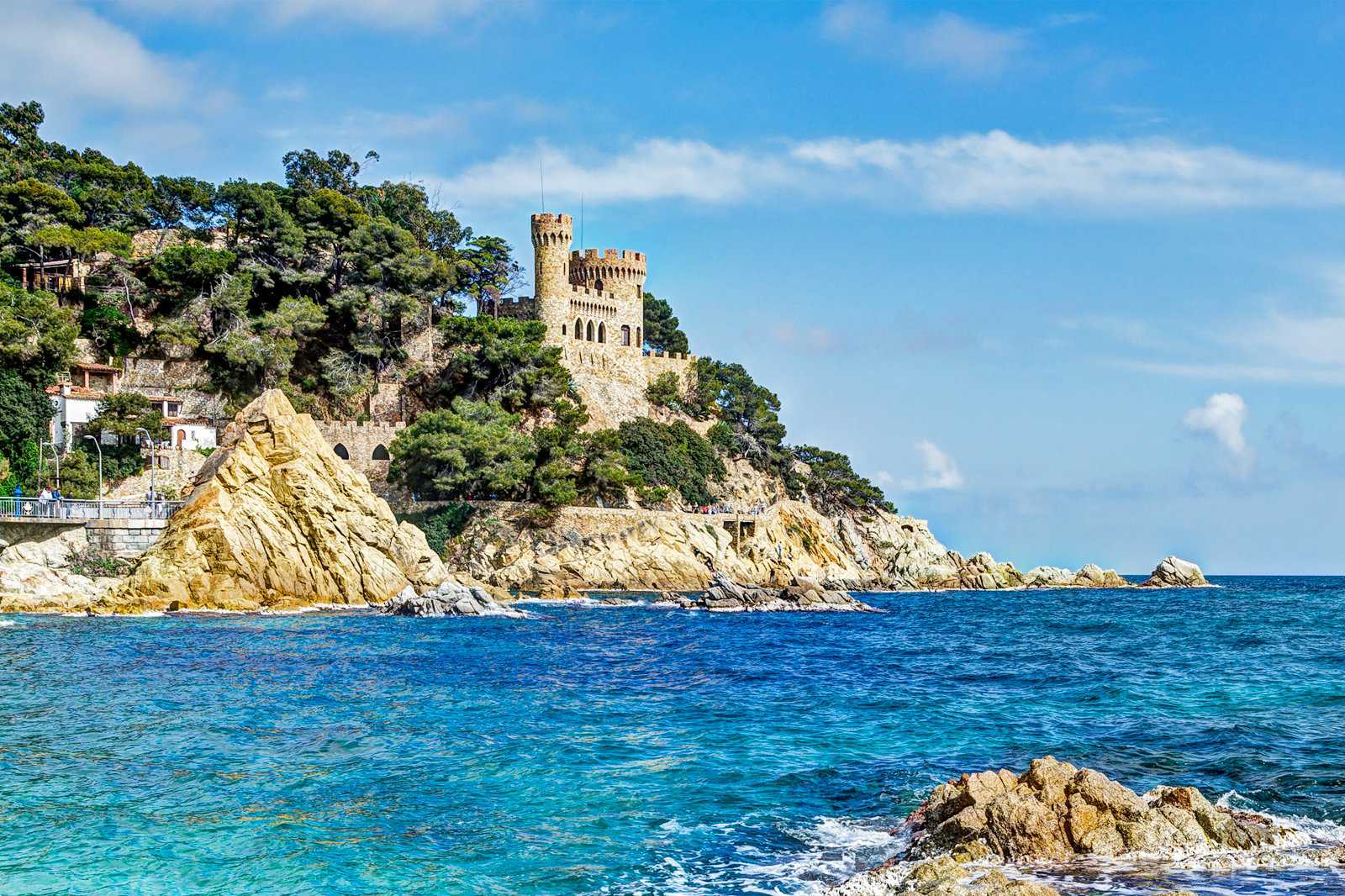 8 Best Things to Do in Lloret de Mar