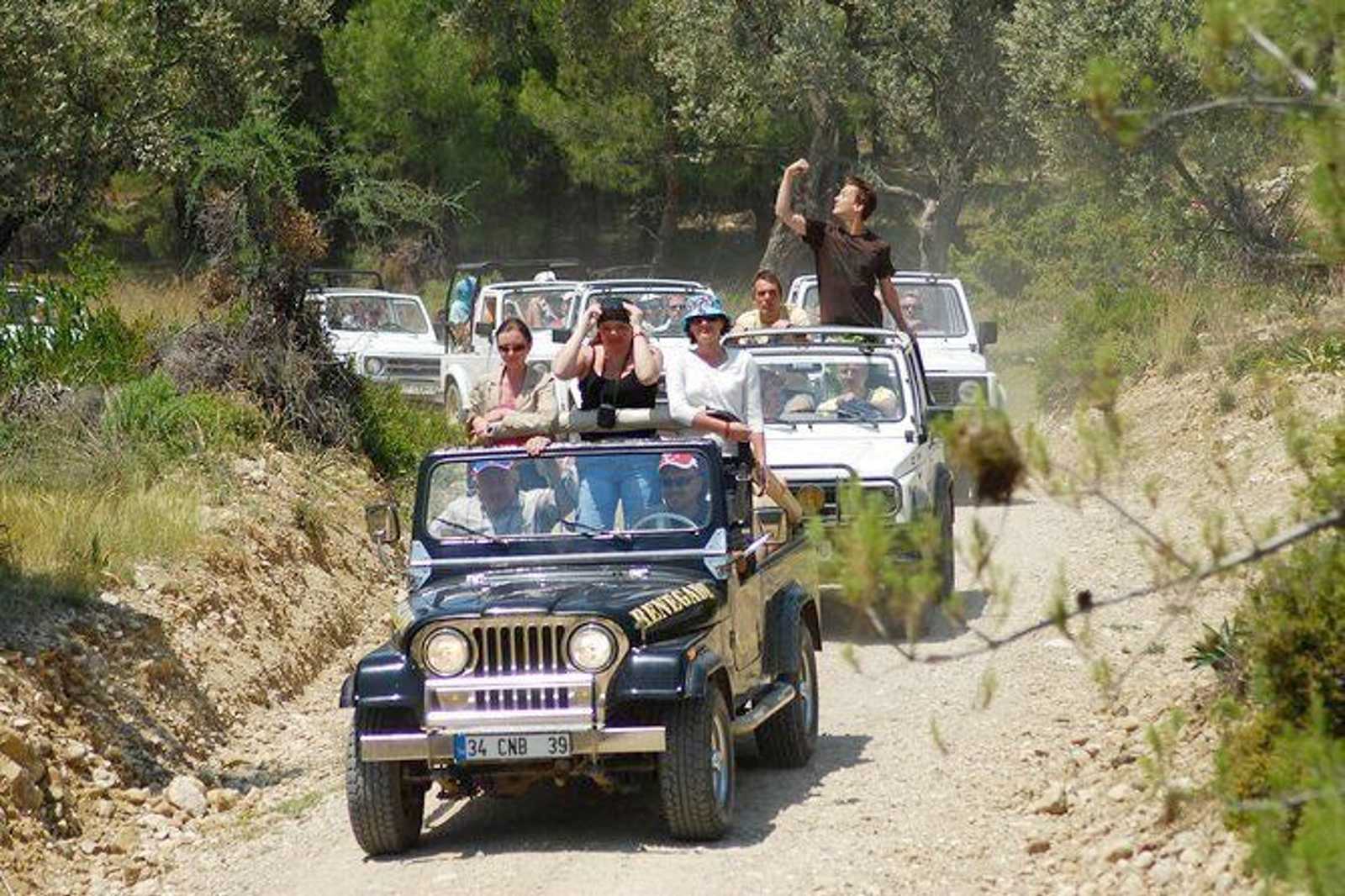 4x4 off-road safari